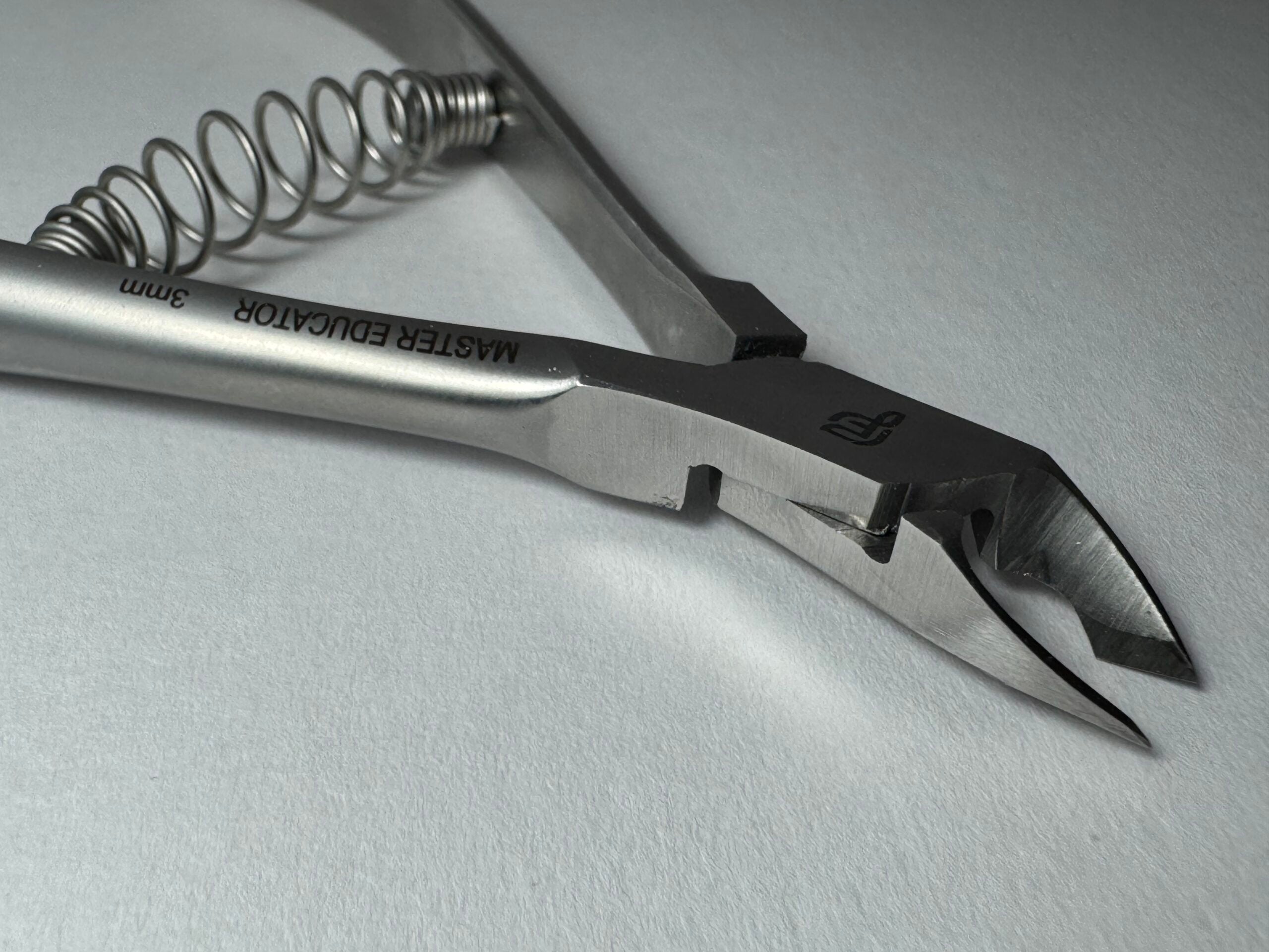 Alicate Cuticulas Expertmola 3mm
